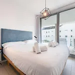 The Wave Vistas Al Mar Y Parking Privado By Sunny Residences Apartamento *