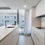The Wave Vistas Al Mar Y Parking Privado By Sunny Residences 푸엔히롤라